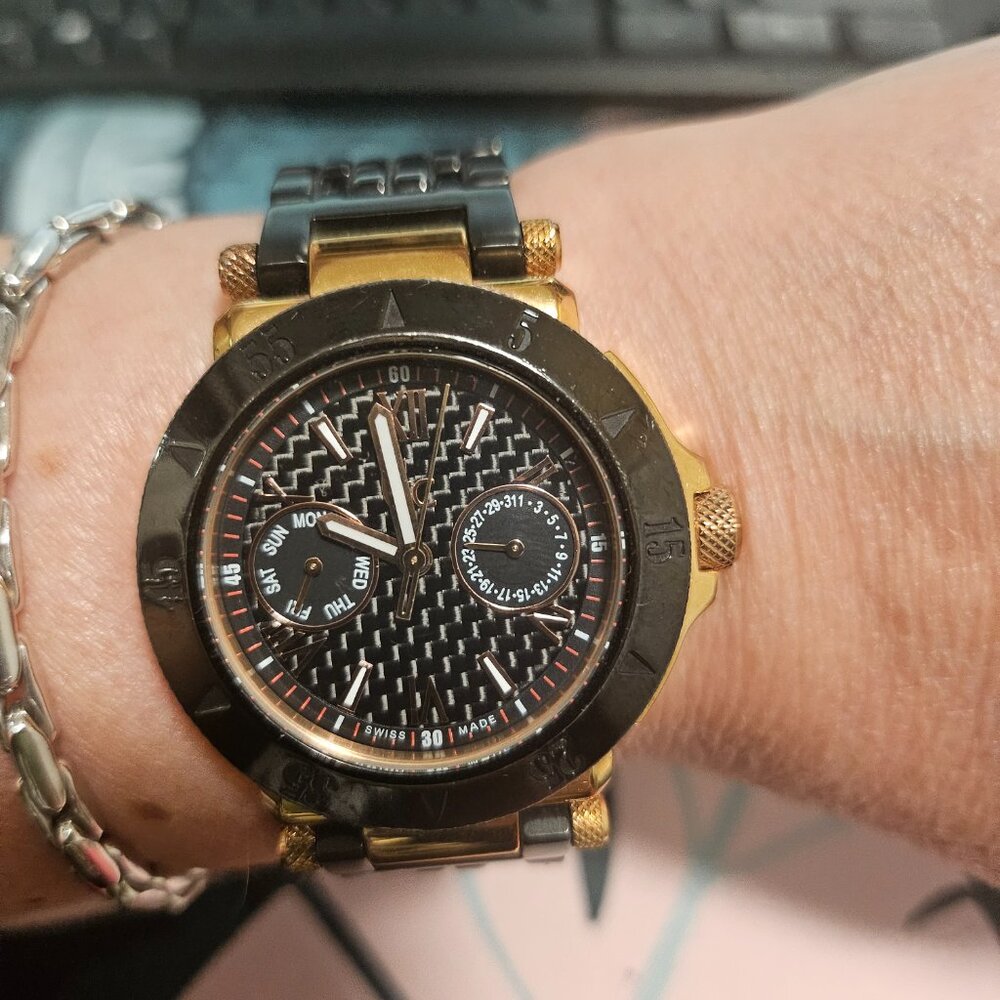 Guess Collection Women's Watch G45502L1 black and rose gold